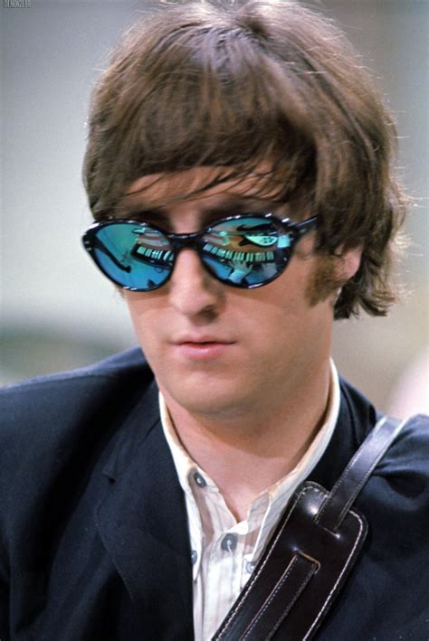 john lennon wearing glasses